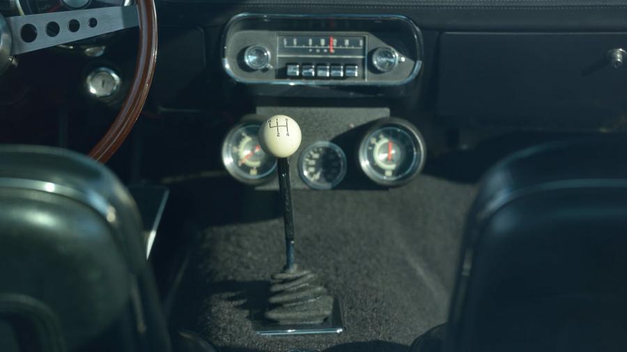 Детали интерьера Shelby GT500 Super Snake 1967 года  (фото 41 из 52)